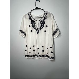 Venice Blue Embroidered White Lightweight Summer Boho short sleeve shirt size la